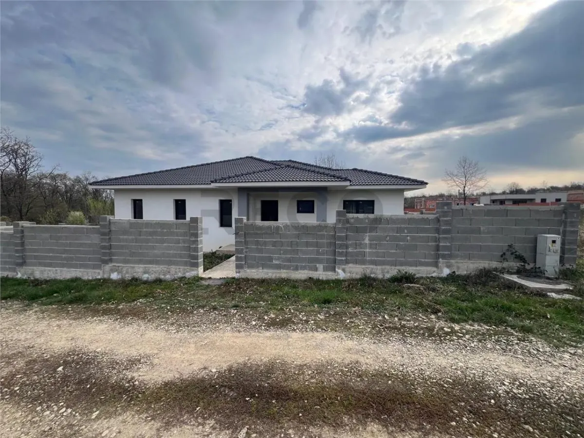 RECO Casa individuala 4 camere, zona Salabagiu de Munte, teren 616 mp - foto 1