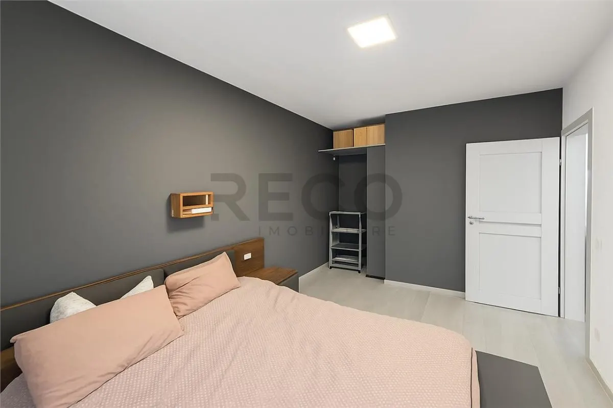 RECO, Apartament 2 camere, decomandat, loc de parcare, West Residence, Oradea - foto 2
