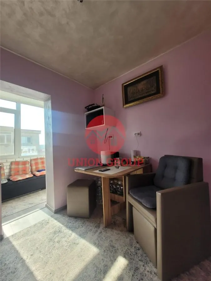 Apartament 3 Camere Superb, Decomandat, Mobilat si Utilat, Zona Dacia - foto 5
