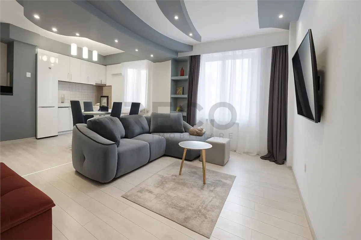 RECO Apartament 4 camere, zona Nufarul, decomandat, renovat, etaj 1 - foto 1