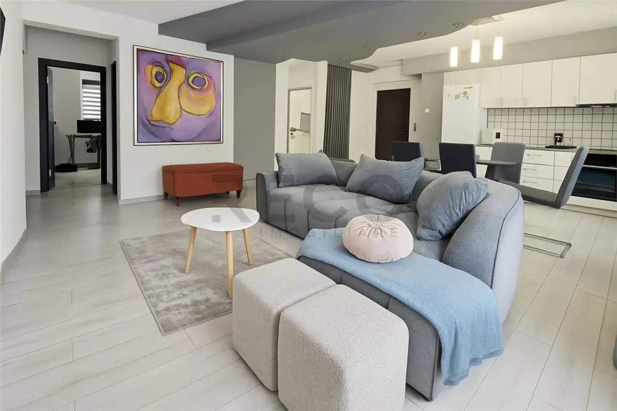 RECO Apartament 4 camere, zona Nufarul, decomandat, renovat, etaj 1 - foto 3