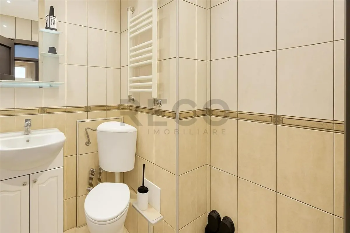 RECO Apartament 4 camere, zona Nufarul, decomandat, renovat, etaj 1 - foto 10
