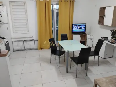 Inchiriere apartament 2 camere - foto 3