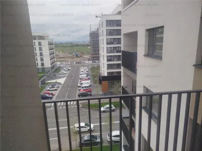 Apartament 2 camere, de inchiriat - zona Tractorul - foto 13