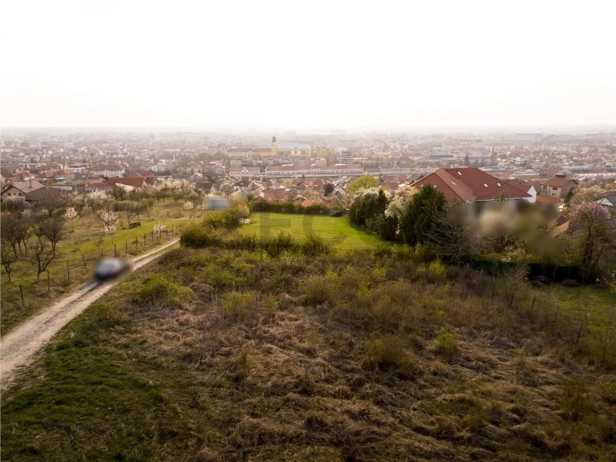 RECO Teren intravilan in Oradea zona dealuri cu panorama - foto 3