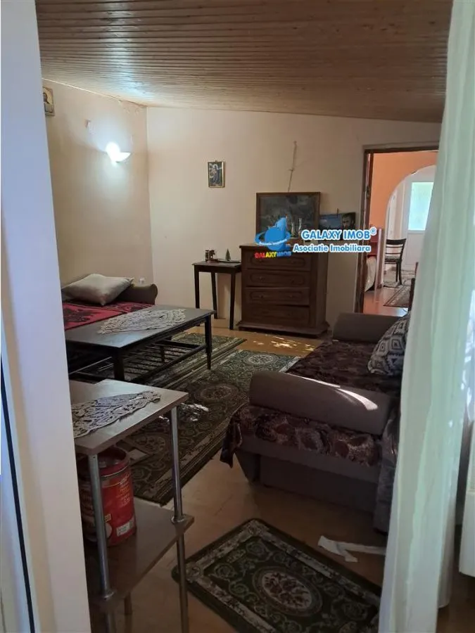 inch casa parter 3 camere , 3 bai , bucatarie , curte Pitesti -Prundu - foto 2