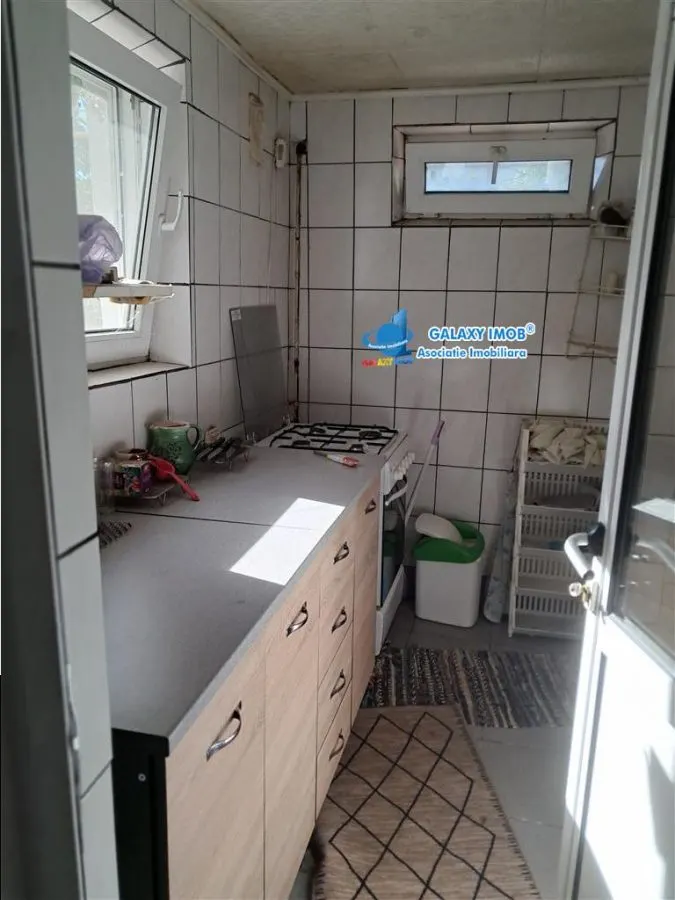 inch casa parter 3 camere , 3 bai , bucatarie , curte Pitesti -Prundu - foto 6