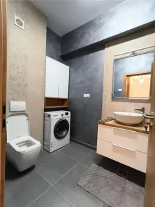 Apartament Ultra Central Bloc Nou Etaj Intermediar Loc de Parcare Subteran - foto 12