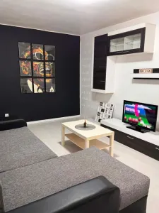 Apartament 2 camere decomandat, mobilat și utilat complet â€“ Dacia, mutare imediată - Iasi