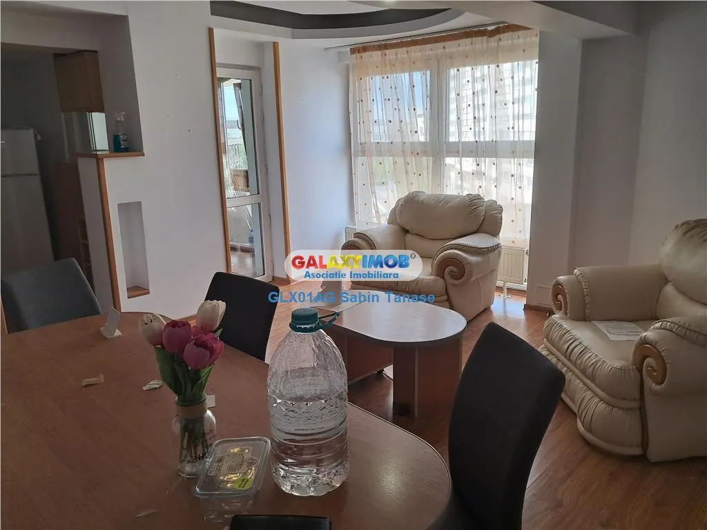 De vanzare   apartament  ultracentral  3 cam toate dotarile si terasa - foto 1