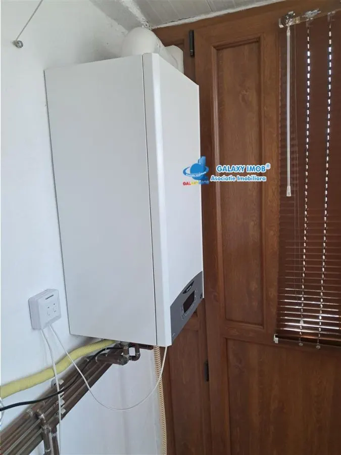 De vanzare   apartament  ultracentral  3 cam toate dotarile si terasa - foto 8