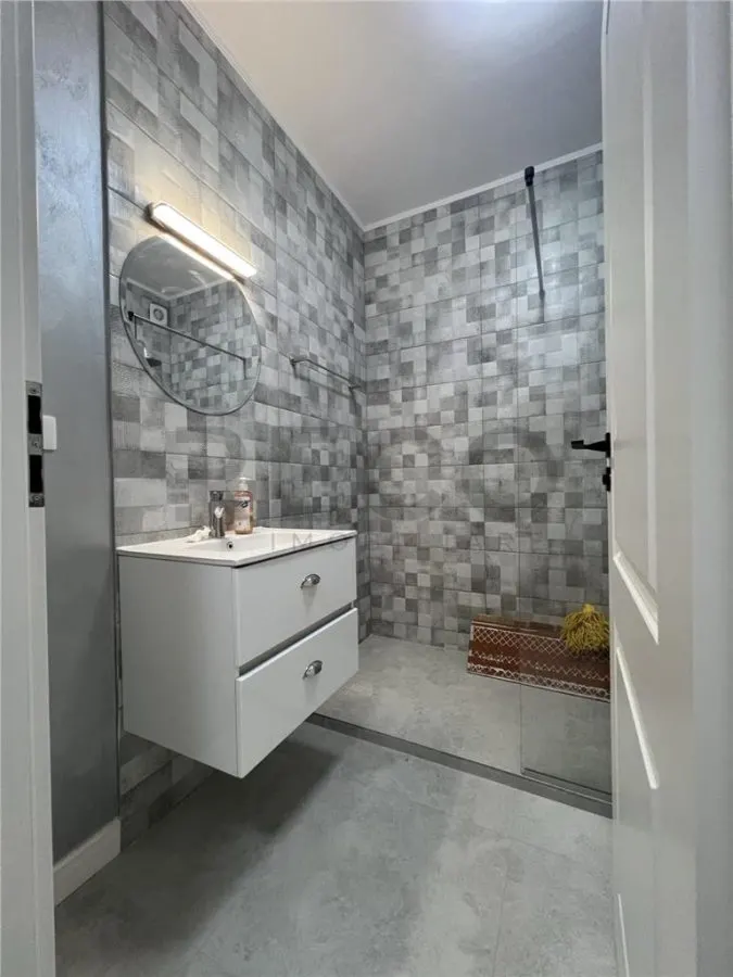 RECO Apartament 2 camere, Bloc din 2024, Loc de parcare inscris in CF,  Zona Sanmartin, 500 m de Oradea - foto 11