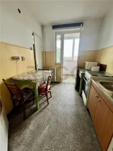 RECO Apartament 3 camere etaj intermediar zona Rogerius str. Transilvaniei - foto 5
