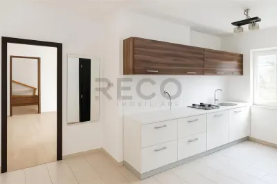 RECO Apartament cu 3 camere Velenta, strada Razboieni - foto 8