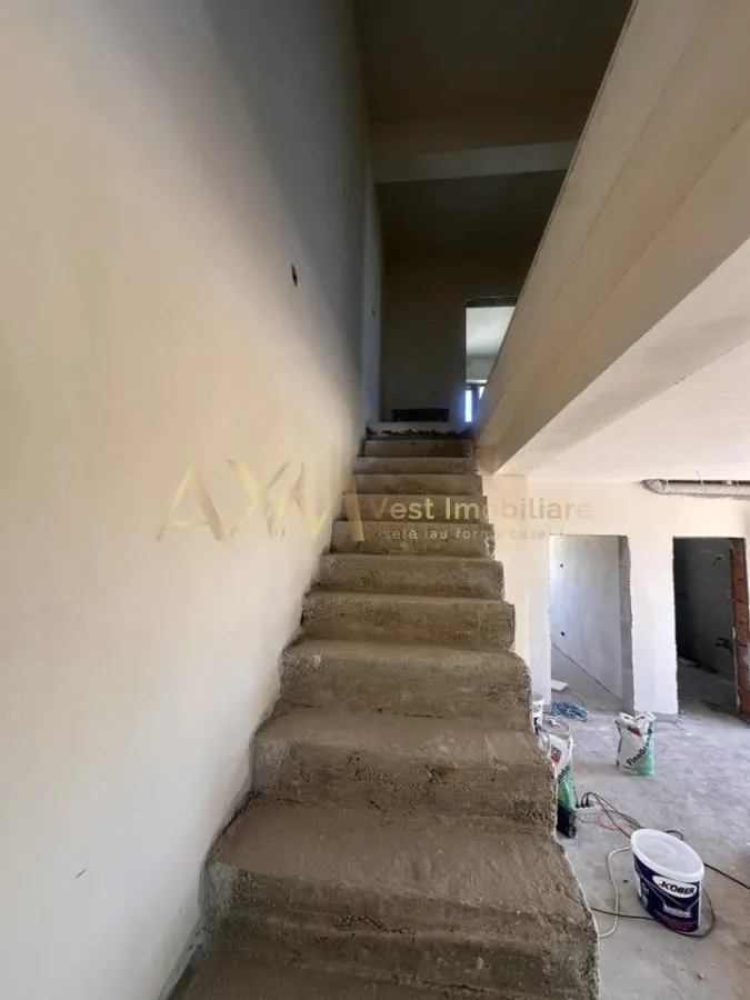 Vanzare 1/2 duplex 4 camere - foto 6
