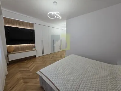 Apartament nou cu boxa si parcare subterana -118.8 mp - foto 2