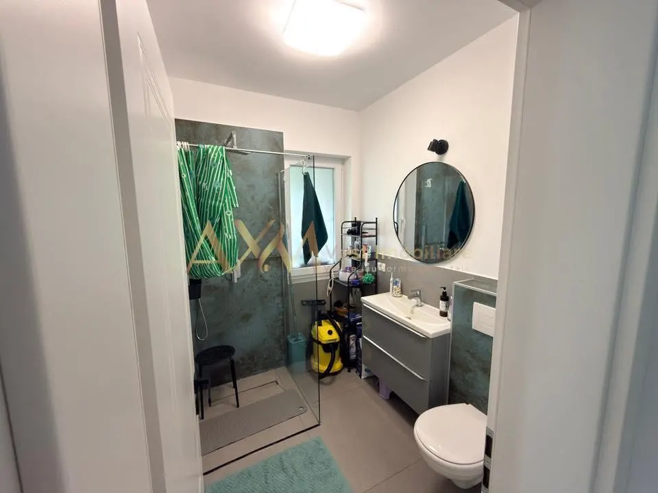 Vanzare 1/2 duplex 3 camere - foto 3