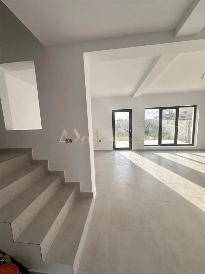 Vanzare  1/2 duplex 4 camere - foto 12