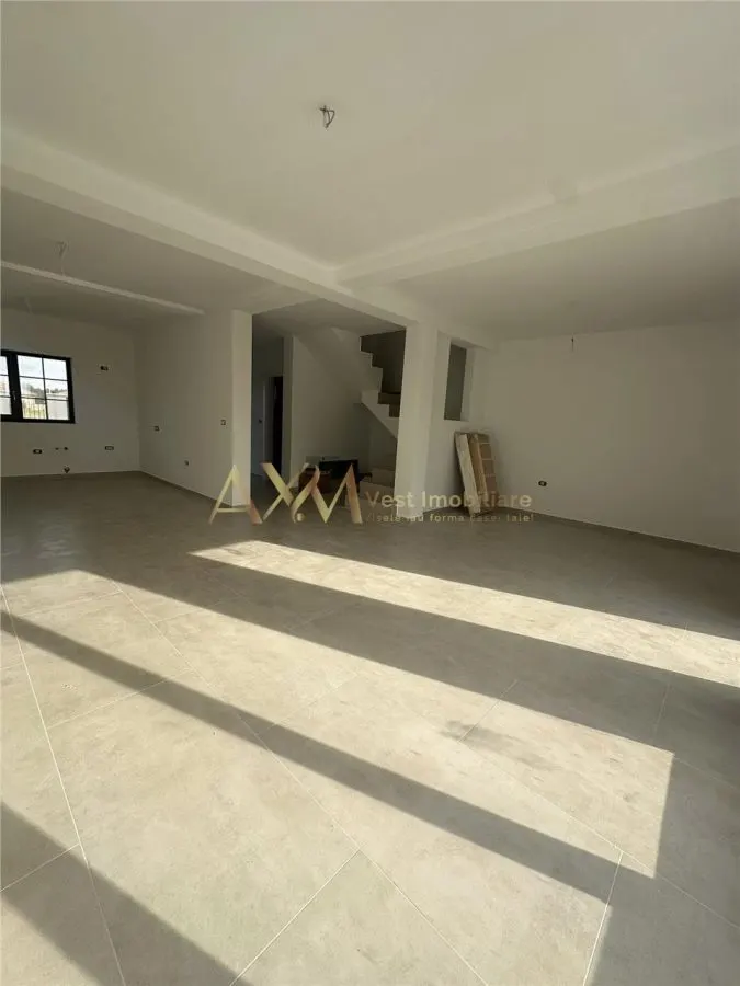 Vanzare  1/2 duplex 4 camere - foto 13