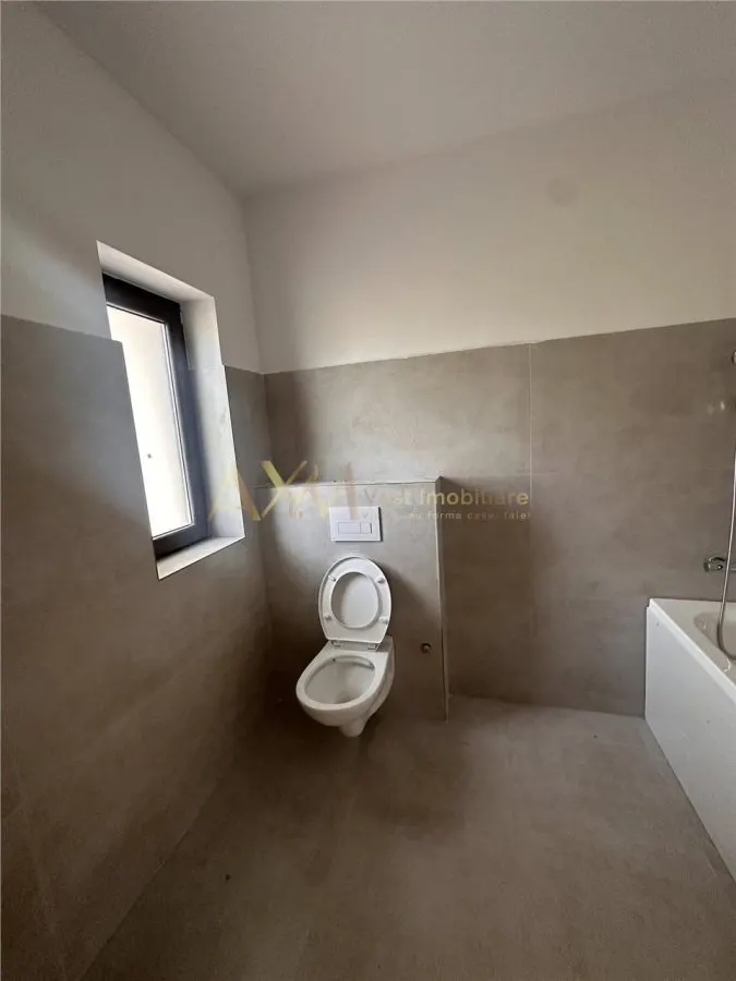 Vanzare  1/2 duplex 4 camere - foto 7