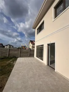 Vanzare  1/2 duplex 4 camere - foto 9