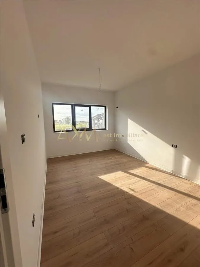 Vanzare  1/2 duplex 4 camere - foto 10