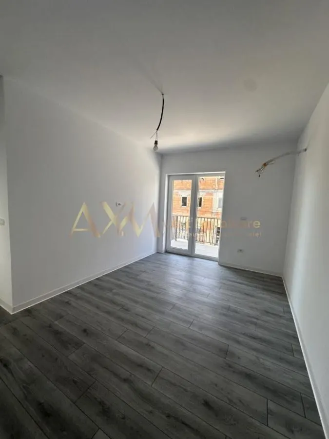 Vanzare apartament 2 camere - foto 13