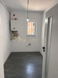 Vanzare apartament 2 camere - foto 6