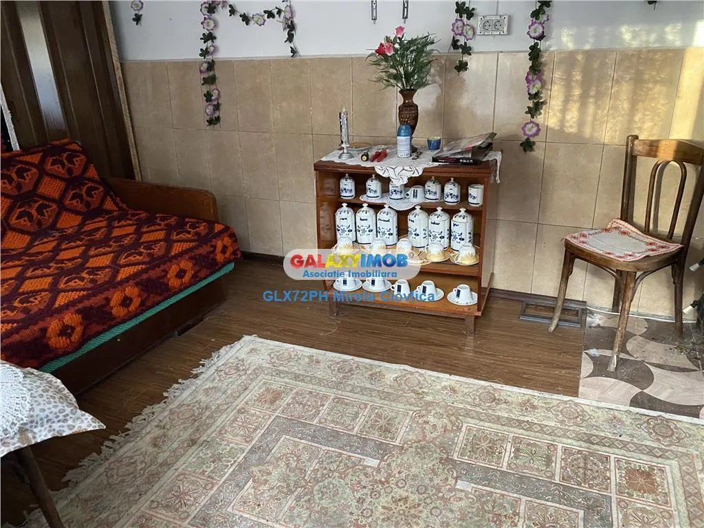 Vanzare teren cu casa batraneasca Secaria Prahova - foto 9