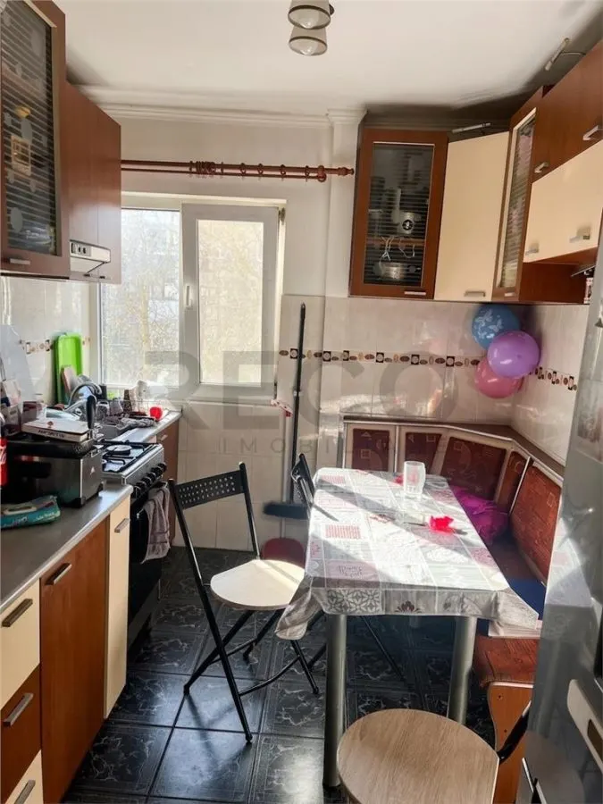 RECO apartament 3 camere in Nufarul - foto 5