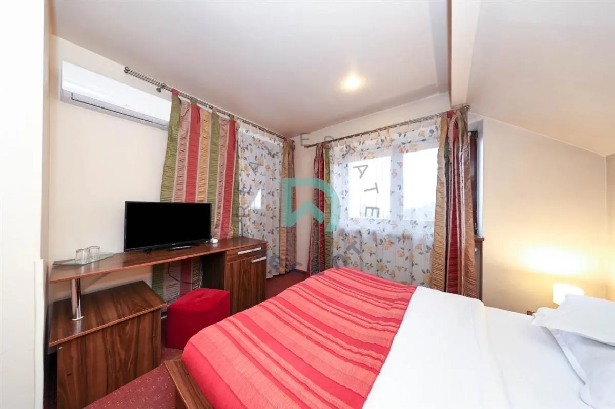 Drumul Poienii, Brasov, casa, doua proprietati - foto 13