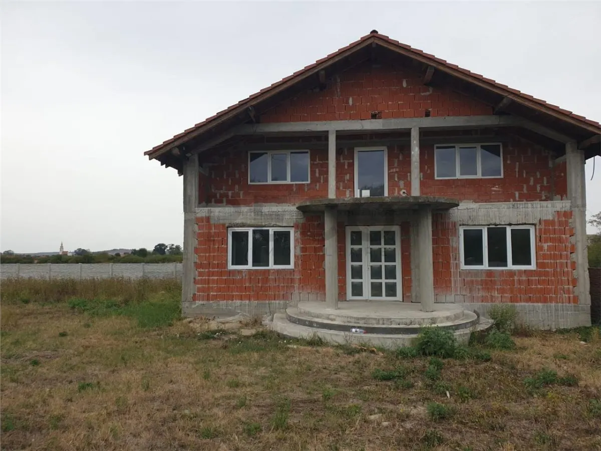 RECO Casa cu etaj in com. Tileagd la stadiul de semifinisat - foto 1