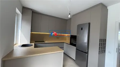 Vanzare duplex 5 camere finisaje de LUX teren 270 mp in Floresti- zona Vivo Mall - foto 2