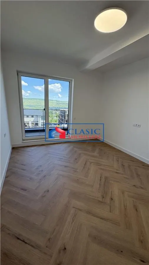 Vanzare duplex 5 camere finisaje de LUX teren 270 mp in Floresti- zona Vivo Mall - foto 15