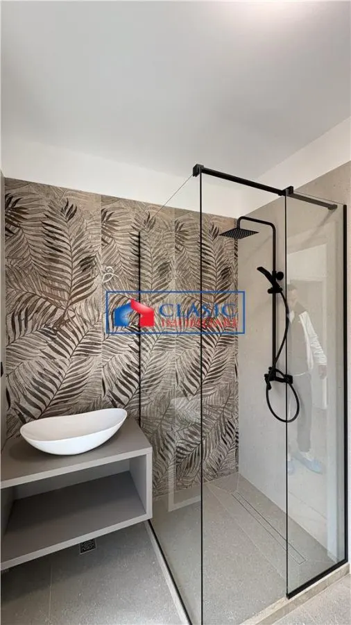 Vanzare duplex 5 camere finisaje de LUX teren 270 mp in Floresti- zona Vivo Mall - foto 3
