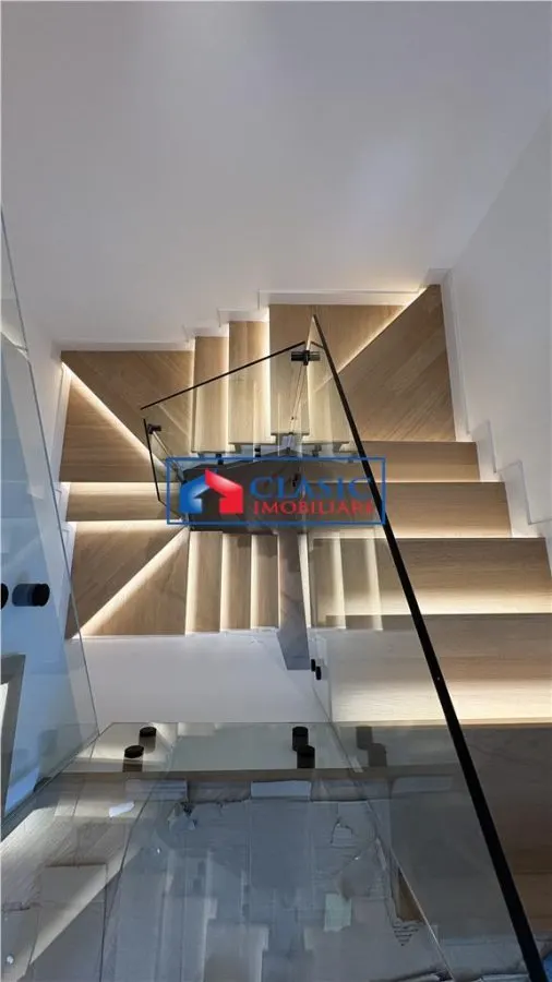 Vanzare duplex 5 camere finisaje de LUX teren 270 mp in Floresti- zona Vivo Mall - foto 9