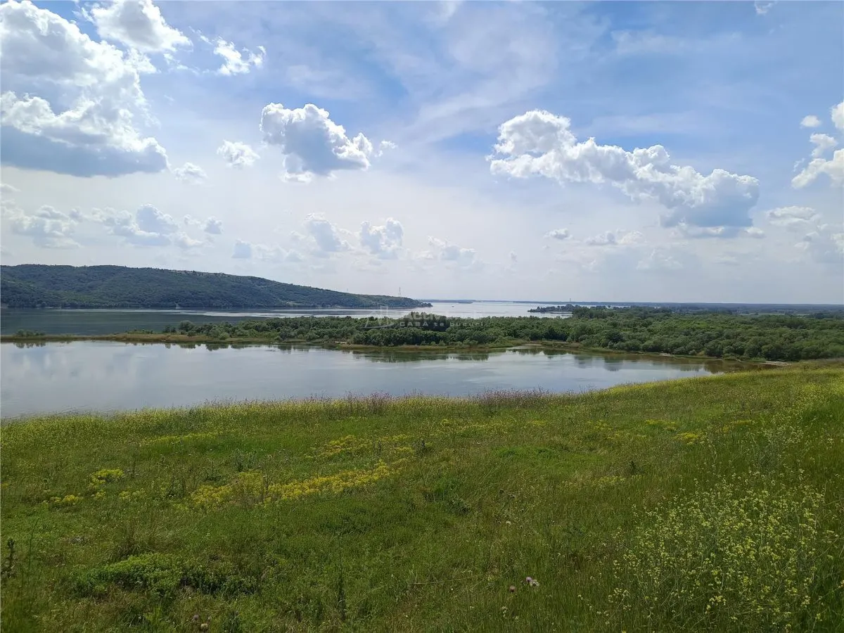Teren extravilan in Bazias, cu vedere la Dunare - foto 2