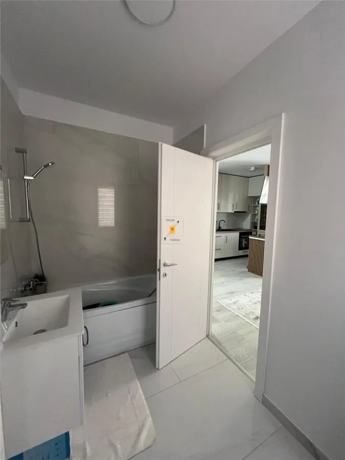 Inchiriere garsoniera zona Vest - foto 9