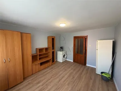 BUZIASULUI - AP 1 CAMERA - mobilat,utilat,decomandat - foto 2