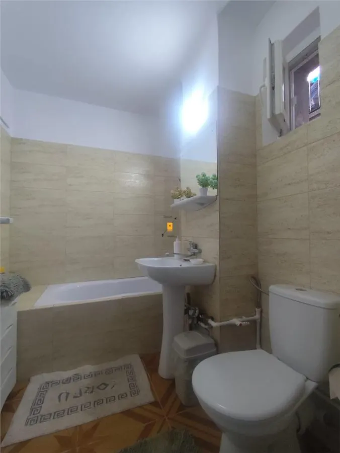 Inchiriere  Apartament cu  2 camere zona Republicii-Nord - foto 8