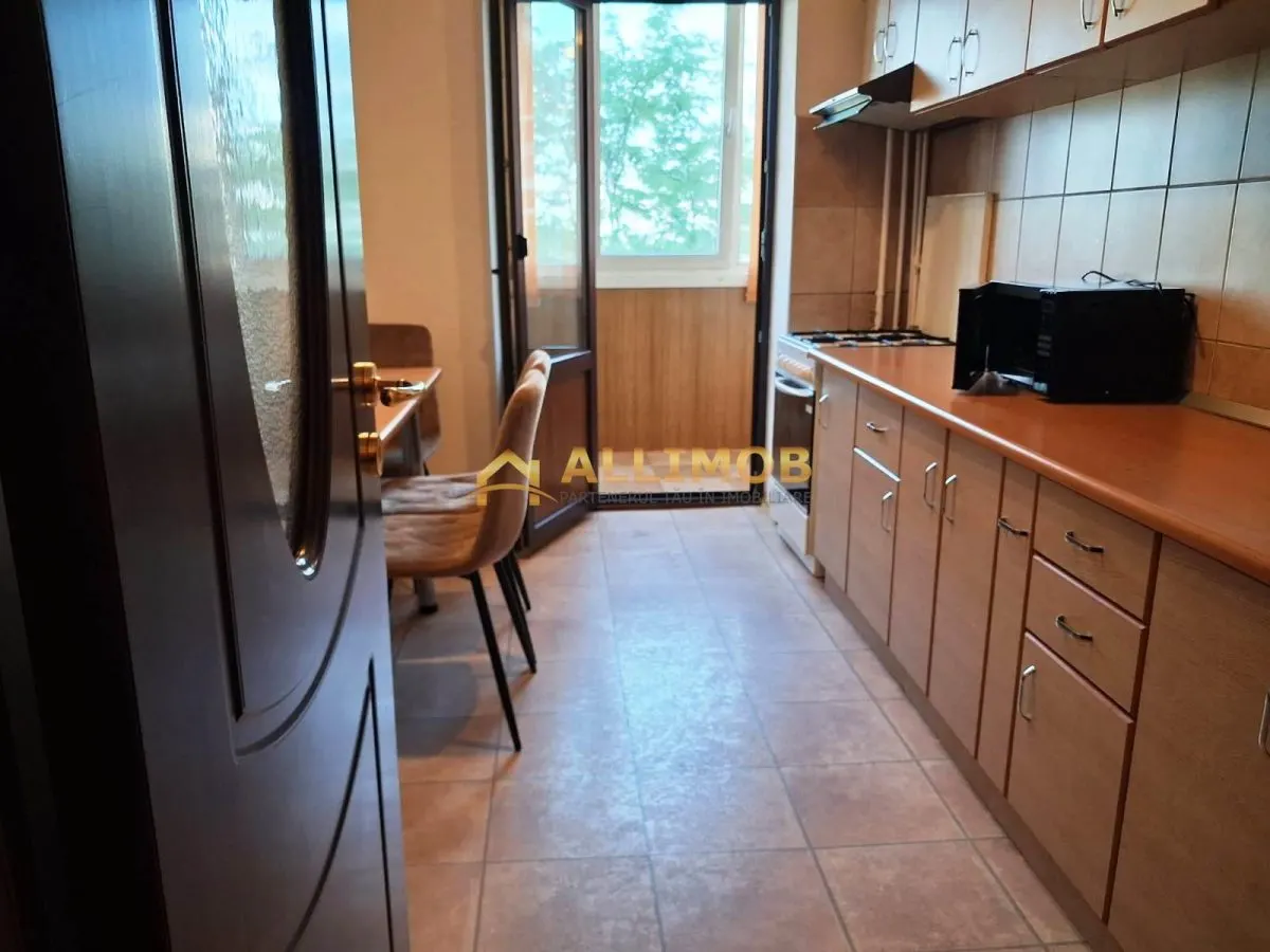 Apartament 3 camere Ploiesti - foto 13