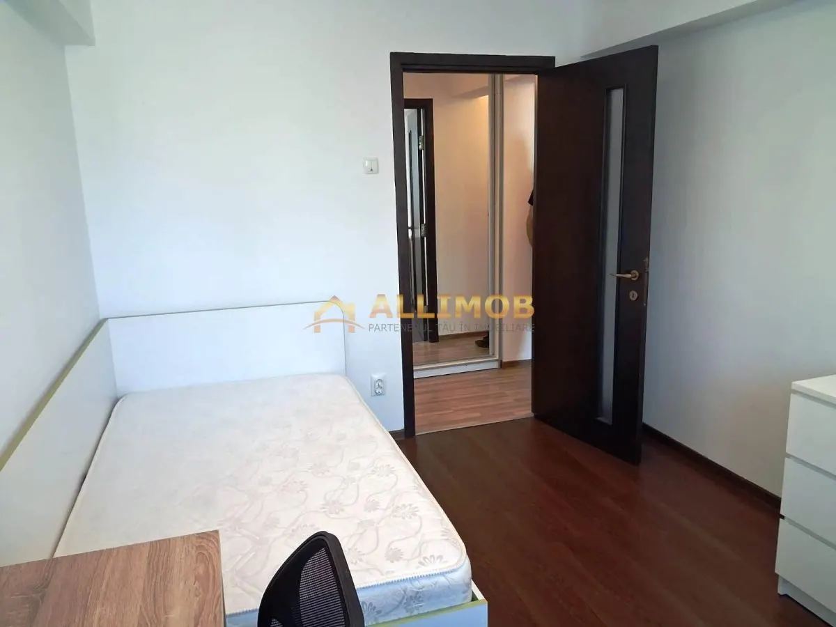 Apartament 3 camere Ploiesti - foto 7