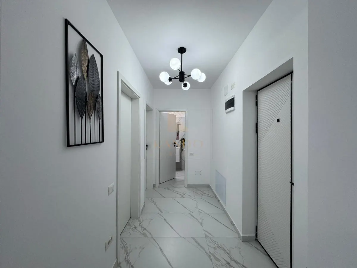 Prima inchiriere! Apartament 2 camere | Bloc nou | Parcare - foto 2