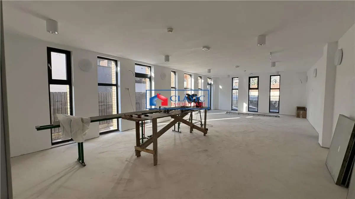 Vanzare cladire noua 1200 mp utili, ideala pentru gradinita- cresa in Dambul Rotund - foto 1