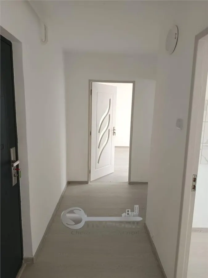 Ap 2 camere D, 56mp, et2, renovat, geam la baie, Nicolina - foto 6
