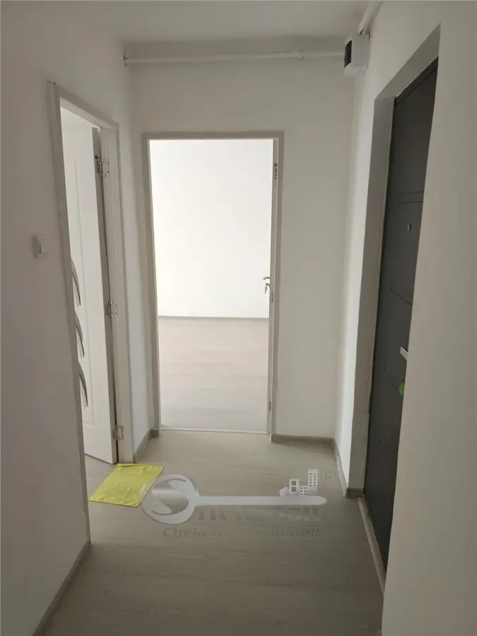 Ap 2 camere D, 56mp, et2, renovat, geam la baie, Nicolina - foto 8
