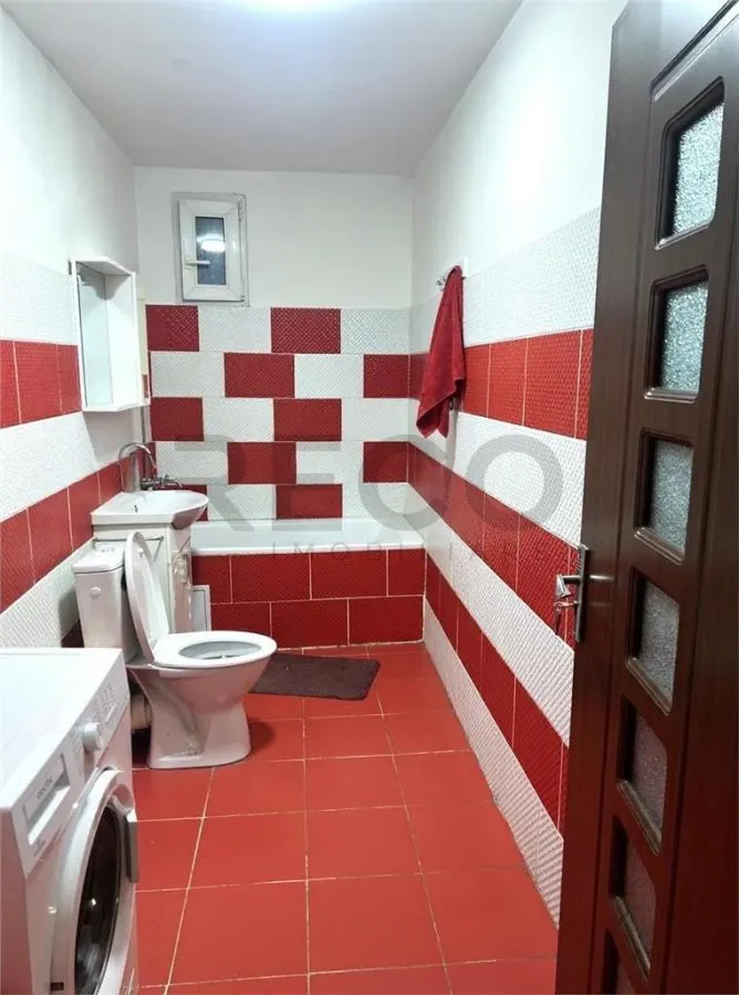 RECO Apartament 3 camere zona Olosig - foto 4
