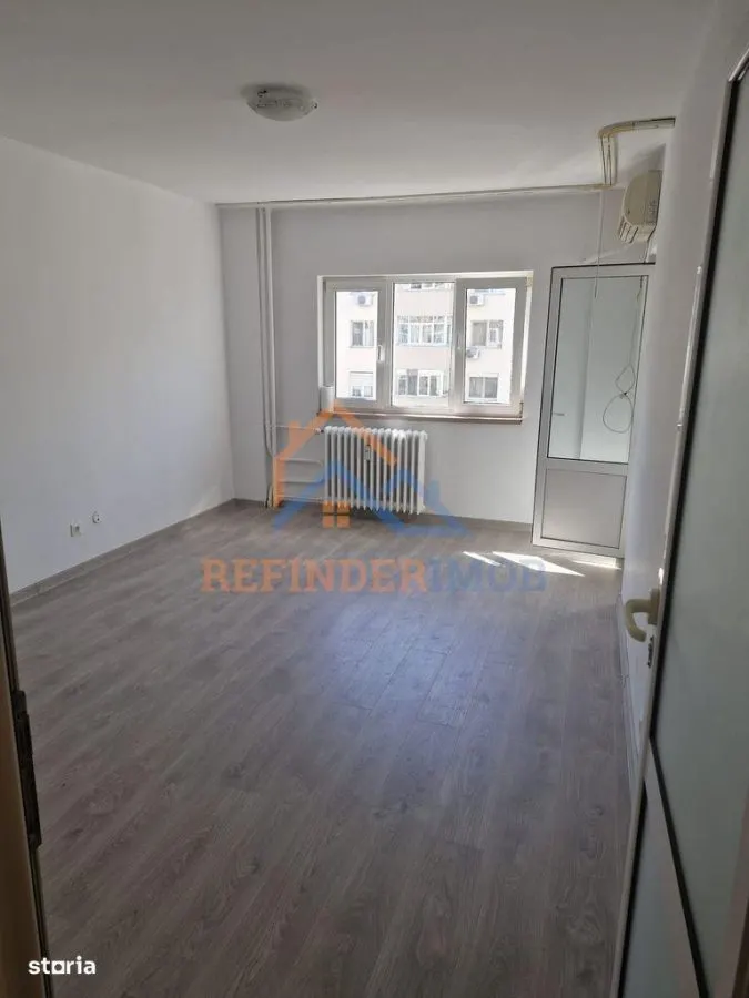 Vanzare Garsoniera Mihai Bravu 33mp - foto 1