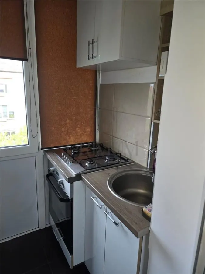 COMISION 0 - APARTAMENT 3 CAMERE- LIPOVEI- CENTRALA PE GAZ - foto 12