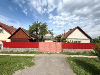 CASA CU TEREN 1081 MP | ACCES AUTO | ZONA SACUIENI | LOCALITATEA CADEA | BIHOR - Cadea